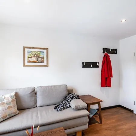 Vierburg Apartment *